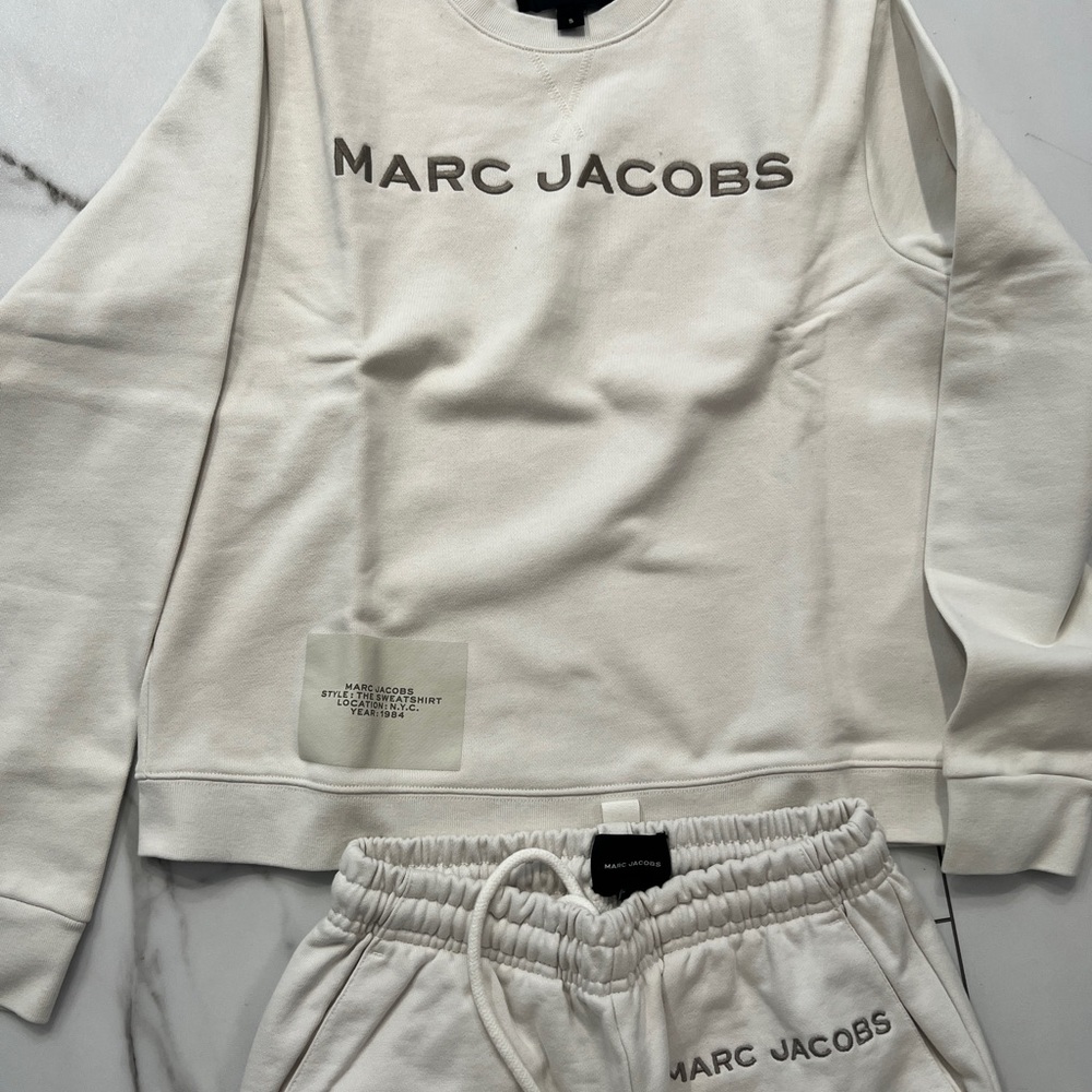 Marc Jacobs Off-White Lounge Set